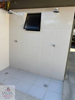 Apartamento Amplo com 3 Dormitórios e Vista para a Mata no Centro de Ubatuba