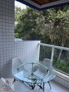Apartamento Mobiliado com 2 Dormitórios e Vista para a Mata a 225m da Praia