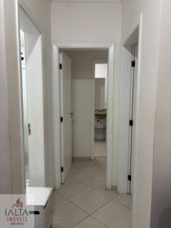 Apartamento Mobiliado com 2 Dormitórios e Vista para a Mata a 225m da Praia