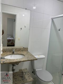 Apartamento Mobiliado com 2 Dormitórios e Vista para a Mata a 225m da Praia