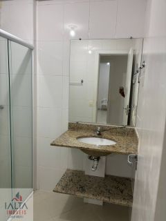 Apartamento Mobiliado com 2 Dormitórios e Vista para a Mata a 225m da Praia