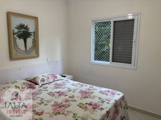 Apartamento Mobiliado com 2 Dormitórios e Vista para a Mata a 225m da Praia