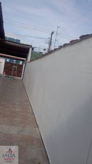 Casa Ampla à Venda na Martim de Sá – Conforto, Espaço e Qualidade de Vida a Poucos Passos do Mar!
