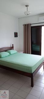 Apartamento Mobiliado com 2 Dormitórios (1 Suíte) à Venda no Centro de Ubatuba