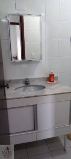 Apartamento Mobiliado com 2 Dormitórios (1 Suíte) à Venda no Centro de Ubatuba