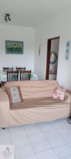 Apartamento Mobiliado com 2 Dormitórios (1 Suíte) à Venda no Centro de Ubatuba
