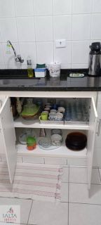 Apartamento Mobiliado com 2 Dormitórios (1 Suíte) à Venda no Centro de Ubatuba
