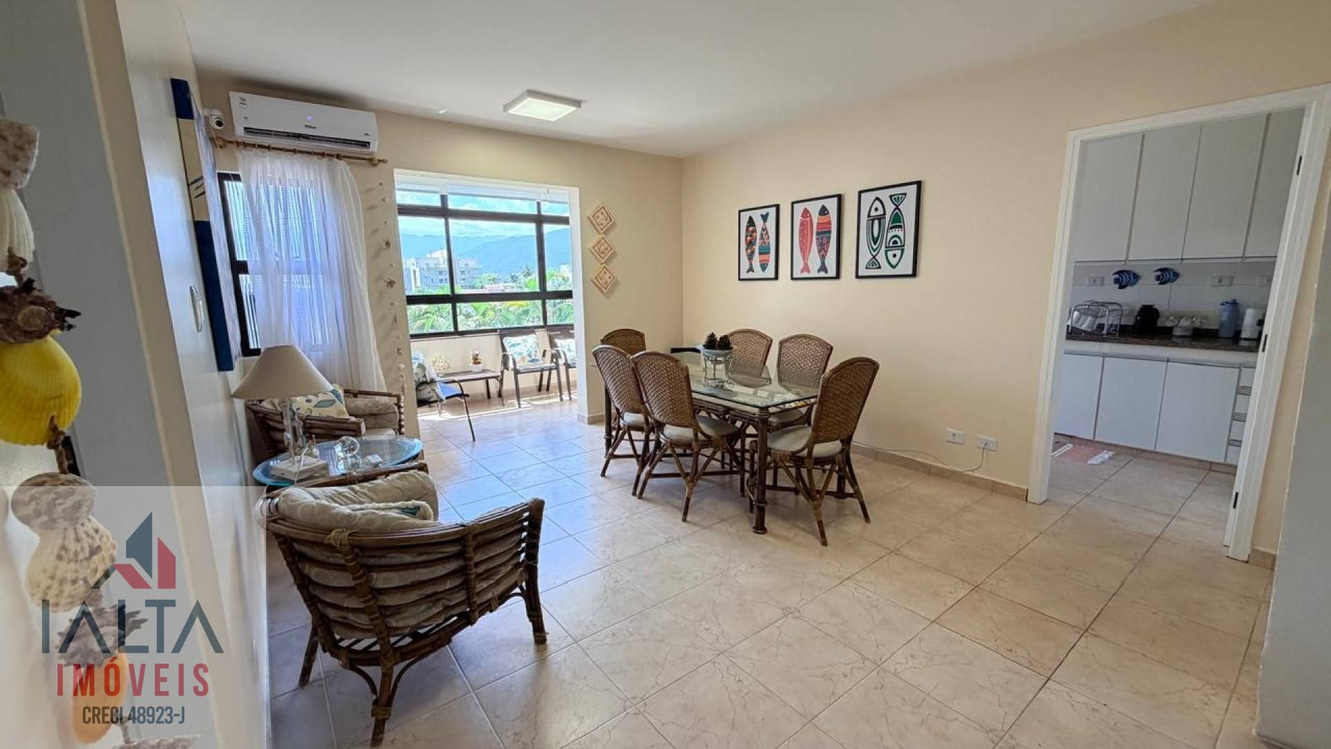 Apartamento Amplo e Mobiliado em Localização Privilegiada no Acaraú – Ubatuba