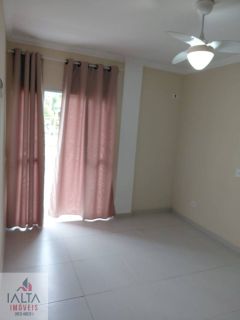 Locação Definitiva: Apartamento Mobiliado com 3 Dormitórios no Centro de Ubatuba