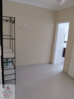 Locação Definitiva: Apartamento Mobiliado com 3 Dormitórios no Centro de Ubatuba