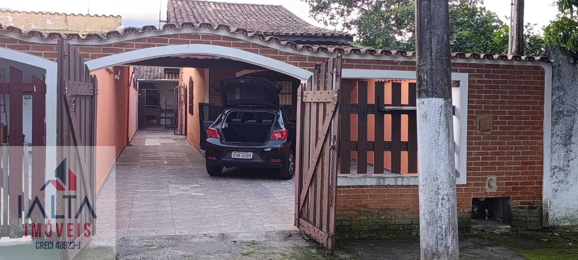 Casa a venda no Caputera, Caraguatatuba SP