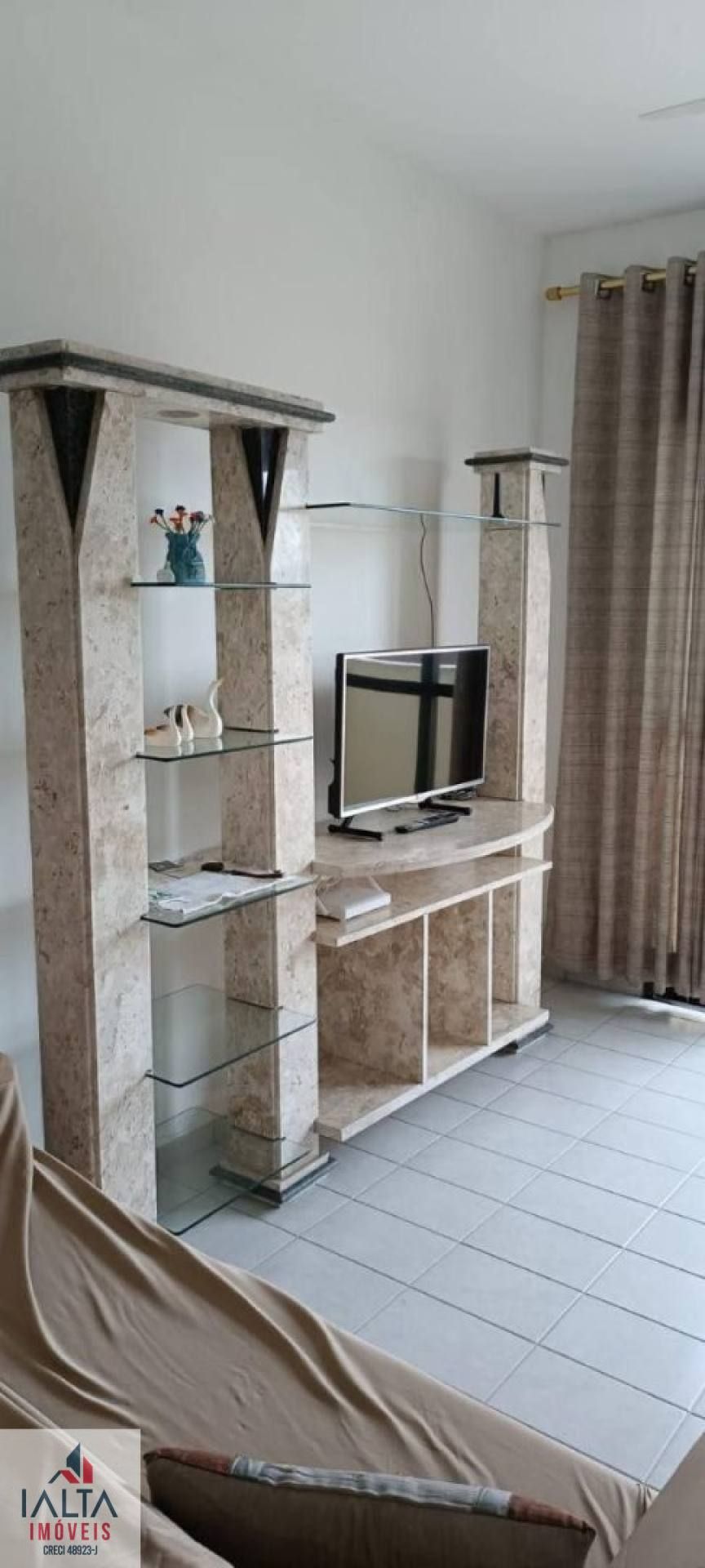 Apartamento Mobiliado com 2 Dormitórios (1 Suíte) - locação definitiva