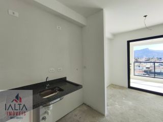 Apartamento à venda na Praia das Palmeiras, Caraguatatuba - Lazer Completo e Piscina Aquecida