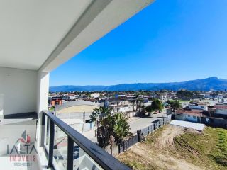 Apartamento à venda na Praia das Palmeiras, Caraguatatuba - Lazer Completo e Piscina Aquecida