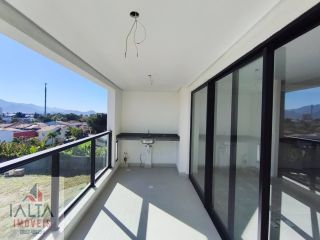 Apartamento à venda na Praia das Palmeiras, Caraguatatuba - Lazer Completo e Piscina Aquecida