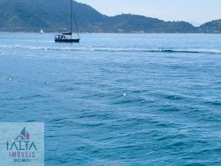 Mansão de Luxo à venda em Caraguatatuba, Massaguaçu - 7 Quartos, Vista Mar e Piscina