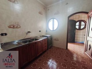 Mansão de Luxo à venda em Caraguatatuba, Massaguaçu - 7 Quartos, Vista Mar e Piscina