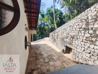 Mansão de Luxo à venda em Caraguatatuba, Massaguaçu - 7 Quartos, Vista Mar e Piscina