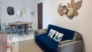 More a Poucos Passos do Mar: Apartamento com 2 Dormitórios no Itaguá