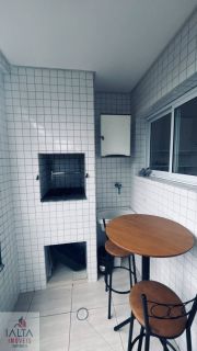 More a Poucos Passos do Mar: Apartamento com 2 Dormitórios no Itaguá
