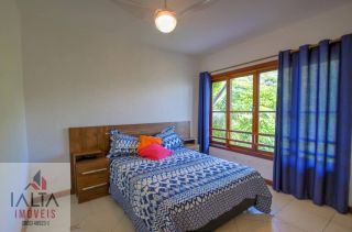 Casa de Luxo à venda em Ilhabela com 8 Suítes e Vista Panorâmica para o Mar