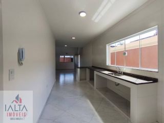 Casa/Comercio à venda no Indaiá, Caraguatatuba com 3 suítes e Potencial Comercial/Residencial