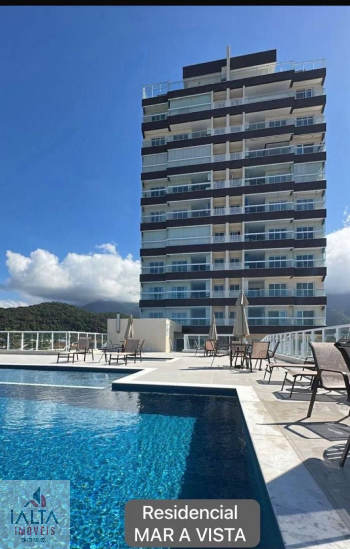 Apartamento Duplex venda com 3 suítes, churrasqueira e 3 vagas de garagem - 148m² de área útil
