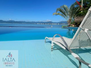 Apartamento à venda com 2 quartos (1 suíte) e Vista Mar - Porteira Fechada em Caraguatatuba