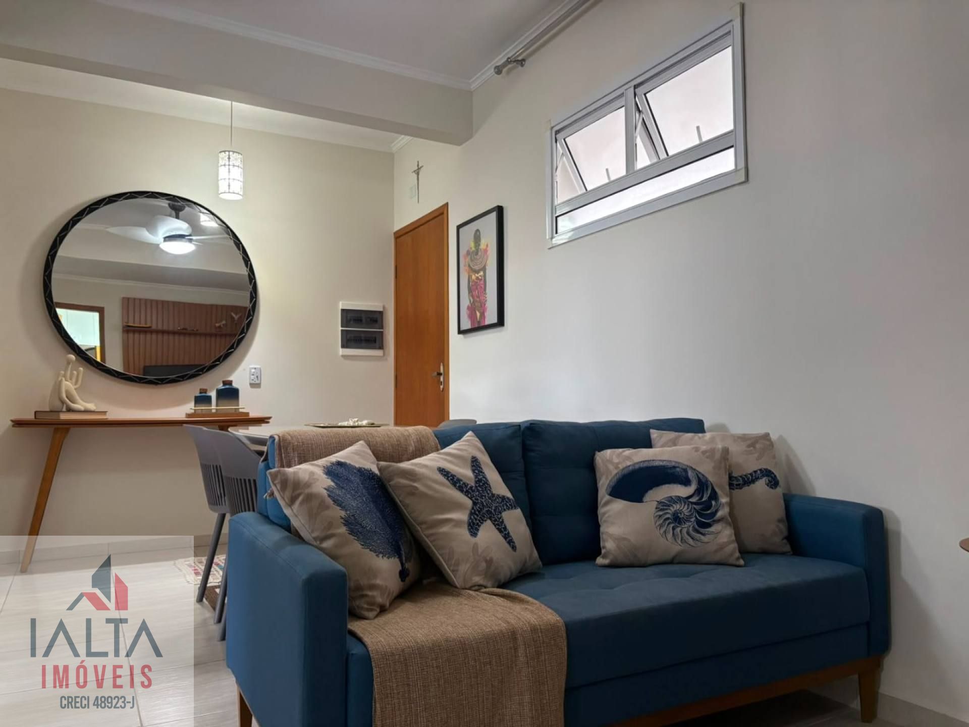 Apartamento com 2 Dormitórios no Itaguá