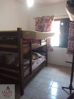 Apartamento Mobiliado para Locação Definitiva no Itaguá – 2 Dormitórios e Próximo à Praia