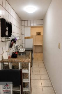 Apartamento Mobiliado para Locação Definitiva no Itaguá – 2 Dormitórios e Próximo à Praia