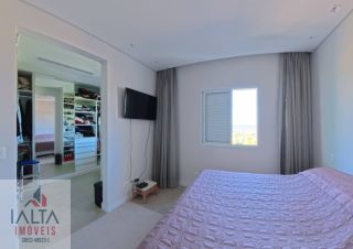 Apartamemto venda na Praia das Palmeiras com 2 quartos e lazer completo em Caraguatatuba