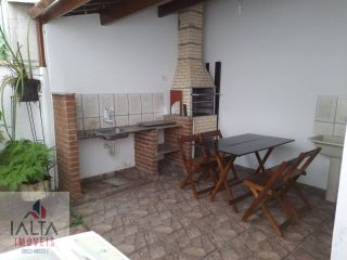 Casa para Locação Definitiva no Perequê Açu – 2 Dormitórios e Vaga Coberta