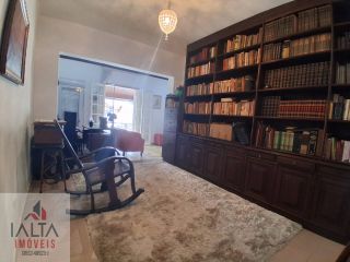 Casa Para Vender com 4 quartos 4 suítes no bairro Martim de Sá em Caraguatatuba