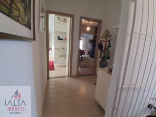 Casa Para Vender com 4 quartos 4 suítes no bairro Martim de Sá em Caraguatatuba