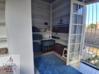 Casa Para Vender com 4 quartos 4 suítes no bairro Martim de Sá em Caraguatatuba