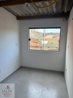 Sobrado a 500 m da Praia no Perequê-Açu | 2 Dormitórios s/ 1Suíte.