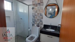 Casa de Alto Padrão à venda em Caraguatatuba com 4 suítes, piscina e 5 vagas na MARTIM DE SÁ