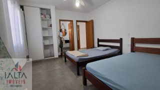 Casa de Alto Padrão à venda em Caraguatatuba com 4 suítes, piscina e 5 vagas na MARTIM DE SÁ
