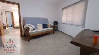 Casa de Alto Padrão à venda em Caraguatatuba com 4 suítes, piscina e 5 vagas na MARTIM DE SÁ