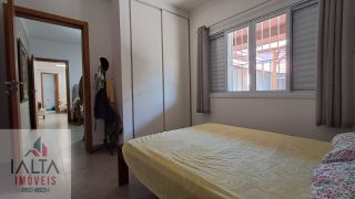 Casa de Alto Padrão à venda em Caraguatatuba com 4 suítes, piscina e 5 vagas na MARTIM DE SÁ