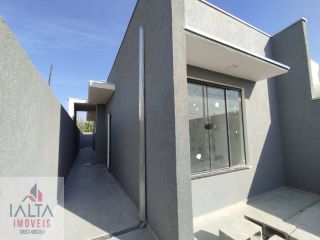 Casa à venda no Balneário Mar Azul, Caraguatatuba - 2 quartos (1 suíte) e amplo terreno