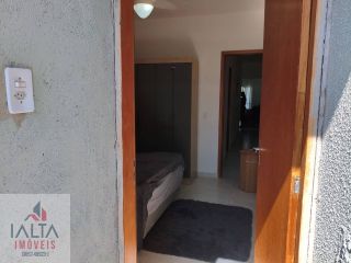Casa à venda no Balneário dos Golfinhos com 2 quartos, com suíte e churrasqueira privativa