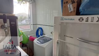 Apartamento à venda em Caraguatatuba com 2 quartos no Martim de Sá - Condomínio com Piscina