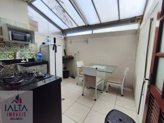 Flat à venda em Caraguatatuba com 1 quarto e piscina - Porteira Fechada na Vila Balneário Santa Martha