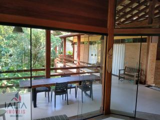 Casa à Venda a 100 metros da Praia de Itamambuca – Ubatuba