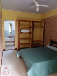 Casa à Venda a 100 metros da Praia de Itamambuca – Ubatuba