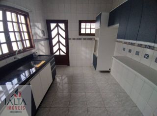 EXCELENTE CASA NO PONTAL DE SANTA MARINA - UM LAR QUE IMPRESSIONA PLEO ESPAÇO E CONQUISTA PLEO CONFORTO!