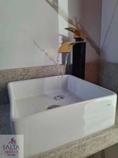Casa nova com 3 dormitórios, Balneário Golfinho - Caraguatatuba/SP