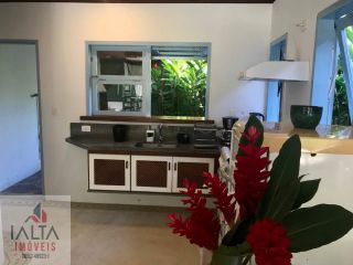 Casa Mobiliada em Condomínio para Locação Definitiva | 2 Dormitórios e Piscina